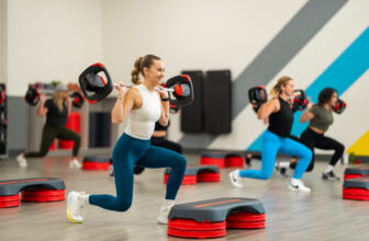 Split Squat Exercise: Tips + Video